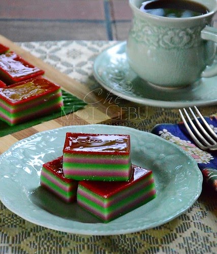 RESIPI KUIH LAPIS SAGU UBI - Dapur Tanpa Sempadan