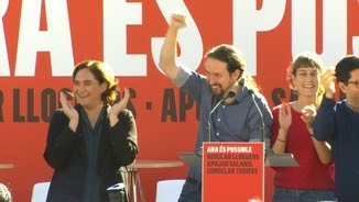 Pablo Iglesias i Ada Colau a l'acte de CatComú-Podem