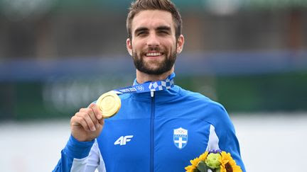 Paris 2024 : le Grec Stefanos Ntouskos, champion olympique d'aviron, sera le premier relayeur de la flamme olympique