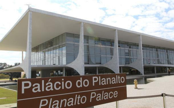 Deputados do PL afirmam que deixarão o partido caso seja confirmada a filiação de Bolsonaro