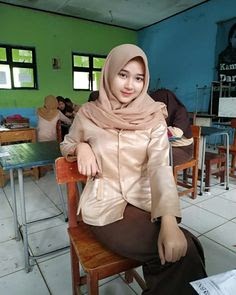 13 Download Foto Cewek2 Cantik Lucu Berhijab Kumpulan Gambar Lucu