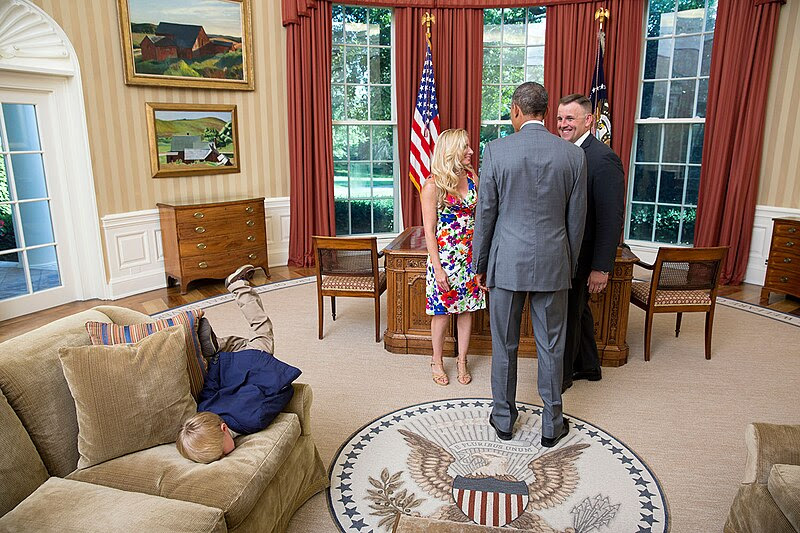 File:Oval Office face plant.jpg