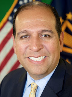  Associate Administrator of the Office of Entrepreneurial Development Allen Gutierrez