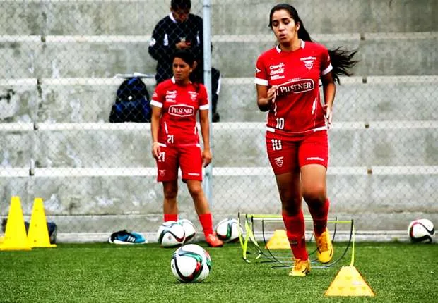 Resultado de imagem para SELECCION Trinidad y Tobago CHICAS HERMOSAS