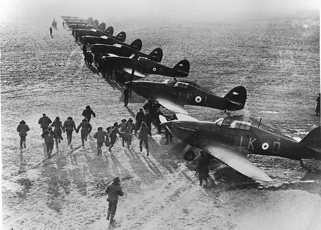 RAF commemorates 75th Battle of Britain anniversary with London ...