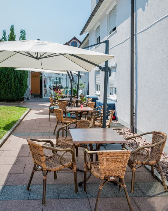 Das haus berghof ist ideal für bis zu 18 personen. Haus Berghof Ihr Familiares Seniorenpflegeheim Im Luftkurort Schomberg