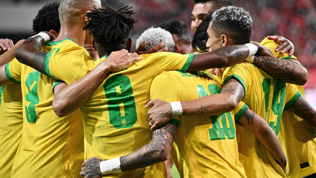 Brasil encerra ciclo pré-Copa com bom futebol e goleada sobre a Tunísia em Paris