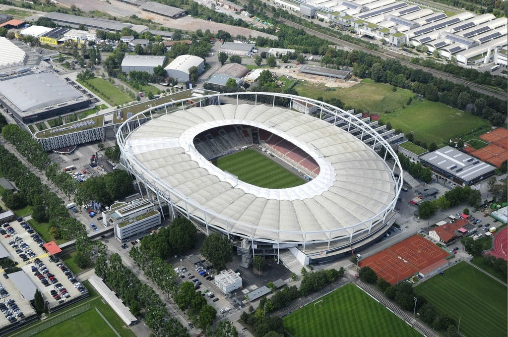 Mercedes Benz Arena Stadiumdb Com