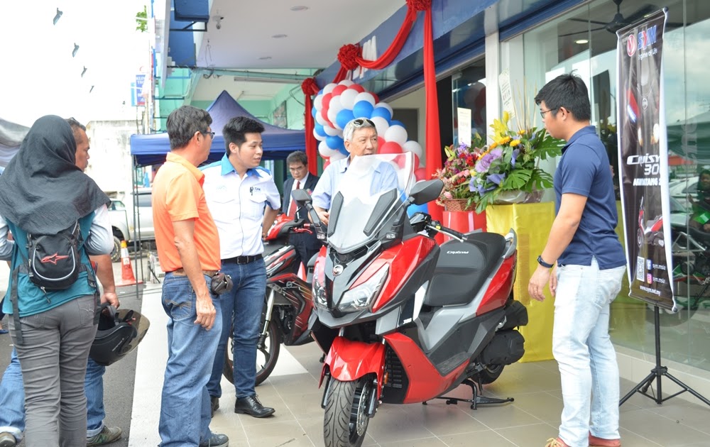 Perodua Service Centre Kluang Johor Malaysia - Mundur Kerja