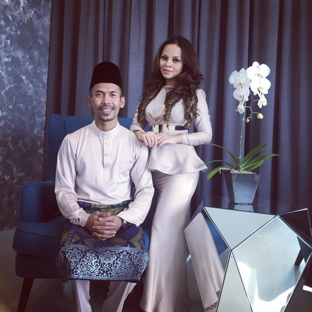 Sekitar Hari Raya Shuib, Siti Sarah (11 gambar) ~ Nibong Press