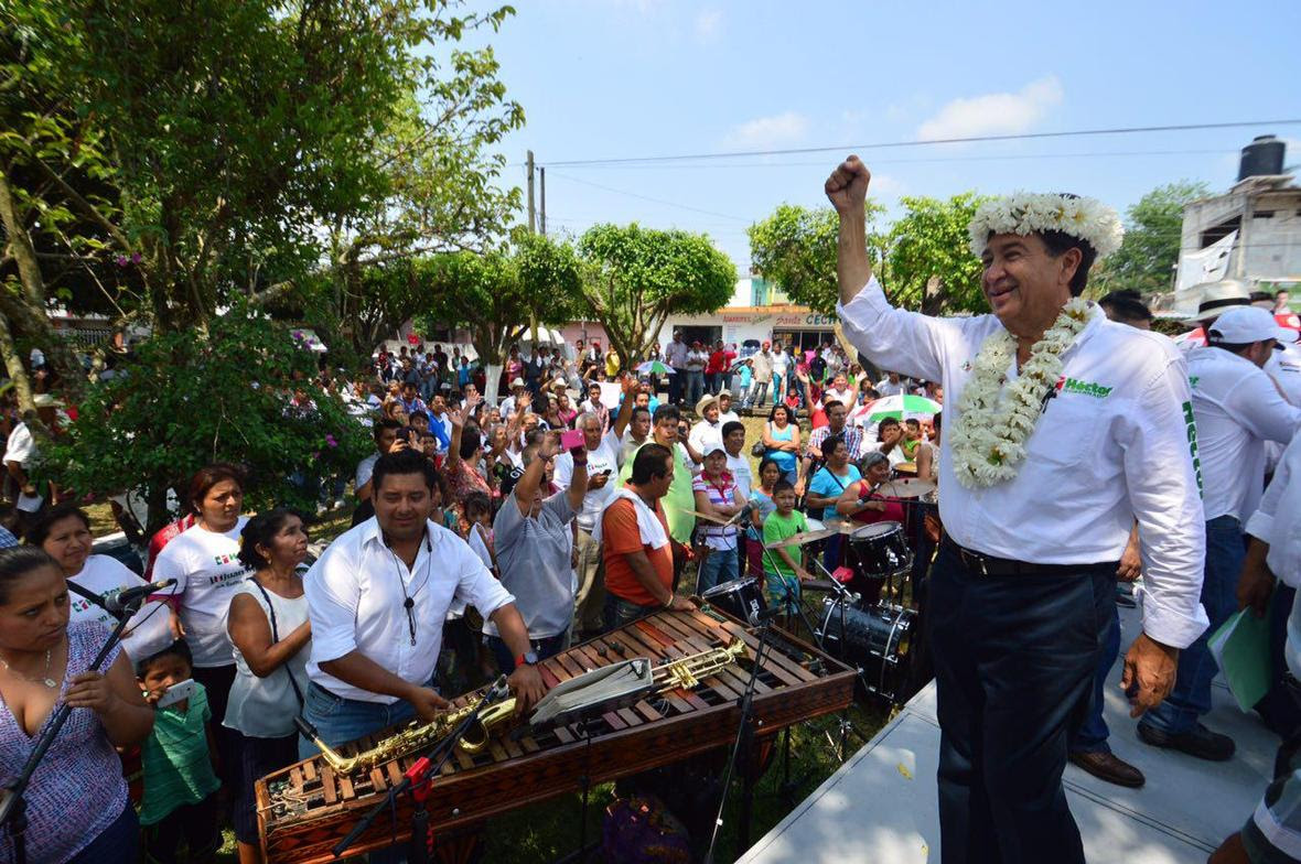 Hector Yunes Landa  Amatlan de los Reyes  26-05-2016-02