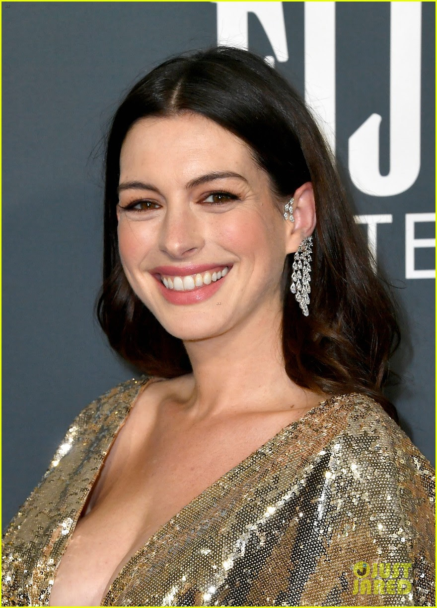 Formerly known as anne hathaway; Cdn01 Cdn Justjared Com Wp Content Uploads 2020