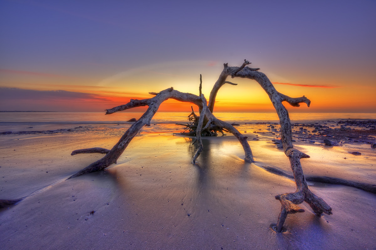 14 Pemandangan Pantai Beserta Deskripsinya