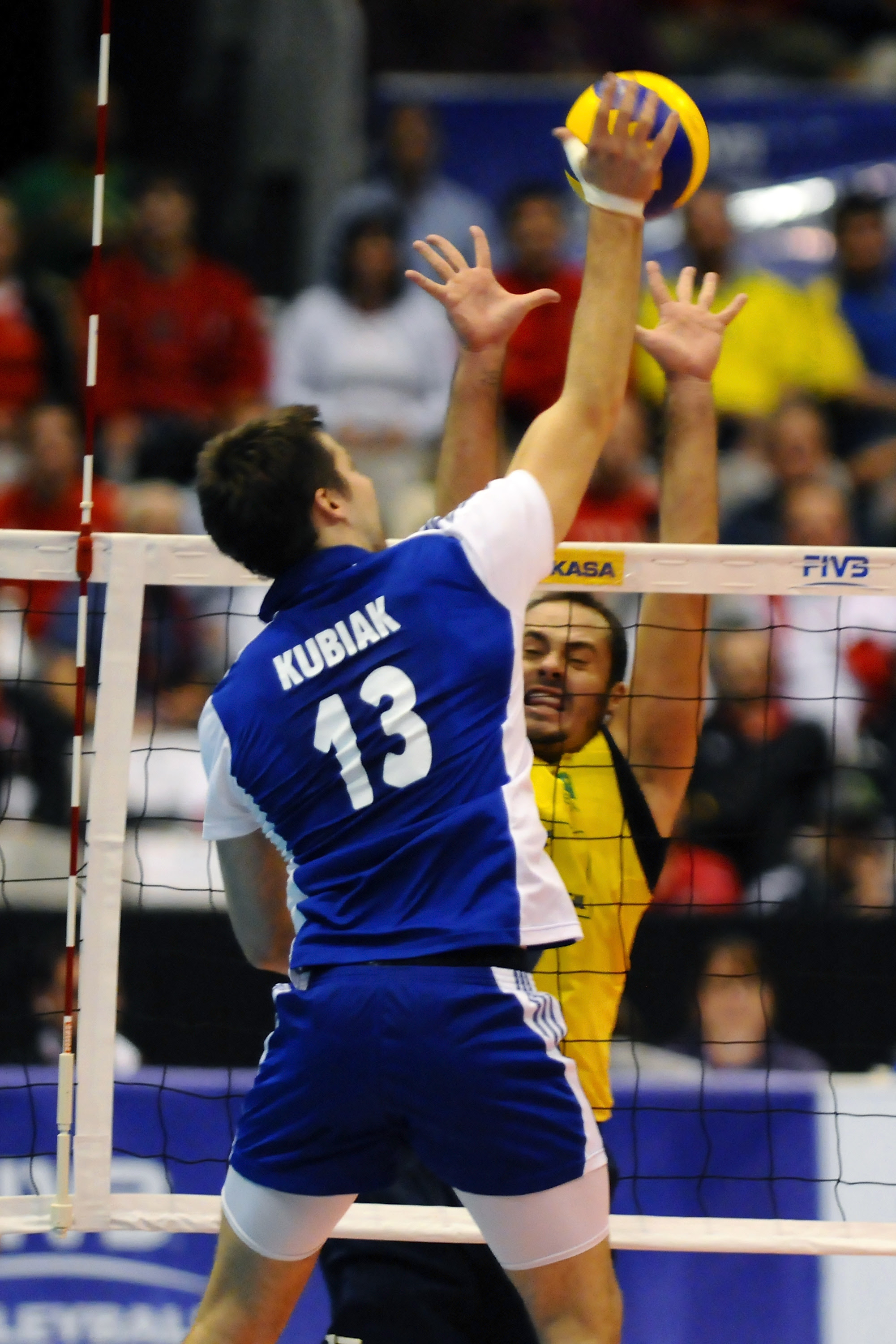 Brasil x Polonia - Liga Mundial de Volei Masculino 2012 ...