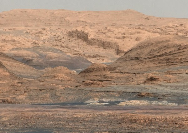 Dunes on Route up Mountain. This is an area lining the northwestern edge of Mount Sharp. The scene combines multiple images taken with the Mast Camera on NASA's Curiosity Mars rover on Sept. 25, 2015. Dunes are larger than wind-blown ripples of sand or dust that Curiosity and other rovers have visited previously. Image via NASA/JPL-Caltech/MSSS