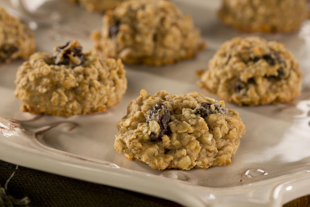 Diabetic oatmeal cookies recipe simple. Grandma S Oatmeal Raisin Cookies Everydaydiabeticrecipes Com