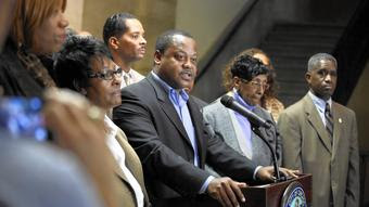 African-American aldermen call on Emanuel to fire top cop