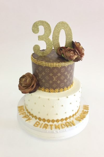 If you want the images some of the beautifully designed cakes then we have all the cakes for you.we are sharing with you all the very beautiful looking cakes. Women S Birthday Cakes Nancy S Cake Designs