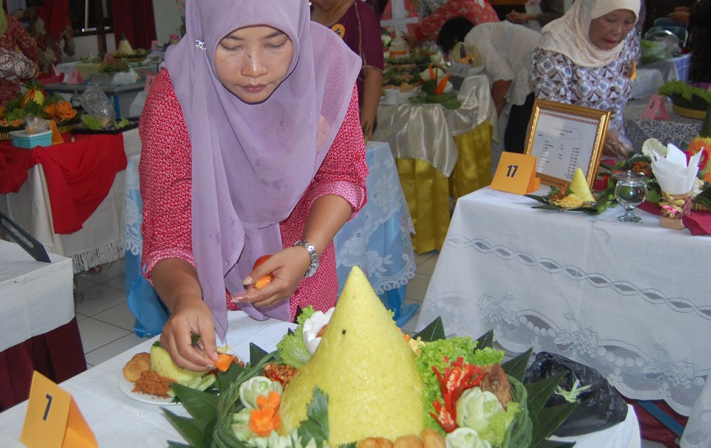 Aneka Hiasan Tumpeng 17 Agustus Rimawasora