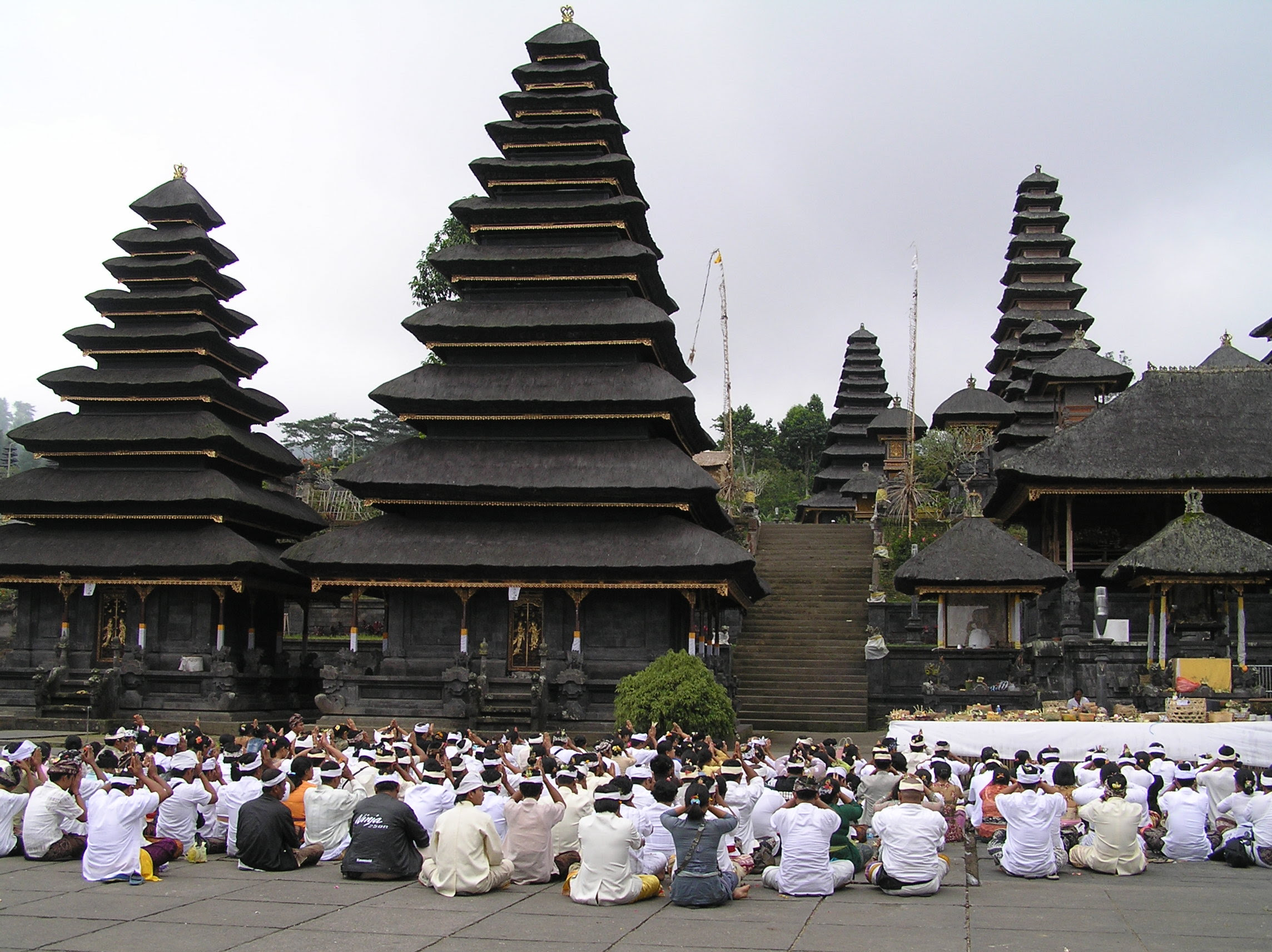 Gambar Tempat Ibadah Umat Katolik PP Rumah