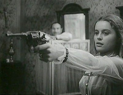 Nooo, moc tomu ted nerozumim a podporovala jsem ve volbach pana schwanzerberga, podle mne by to bylo pre. Magda Vasaryova Internet Movie Firearms Database Guns In Movies Tv And Video Games
