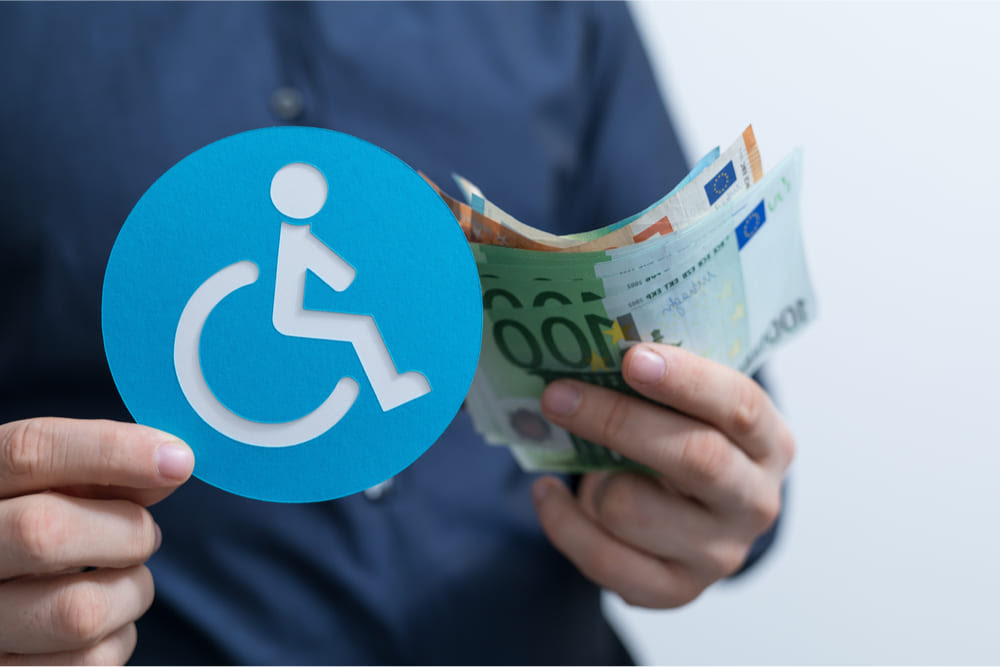 Con la circolare n.74/2017, l'inps comunica che la prima casa non costituisce reddito per chi usufruisce della pensione di invalidità civile per cecità o sordità. Aumento In Arrivo Per Le Pensioni Di Invalidita