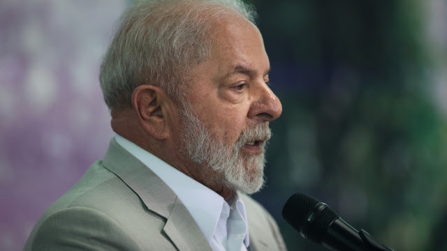Lula diz que estado errou ao segregar pessoas com hanseníase e sanciona lei que indeniza famílias