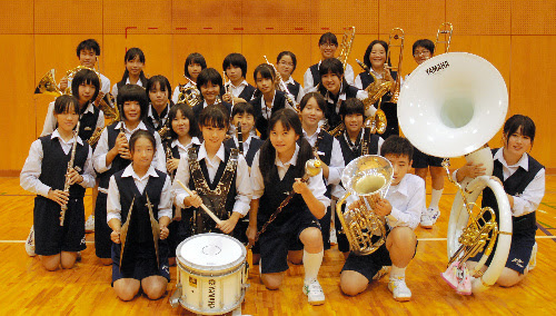 75 マーチング 曲 かっこいい すべての動物画像