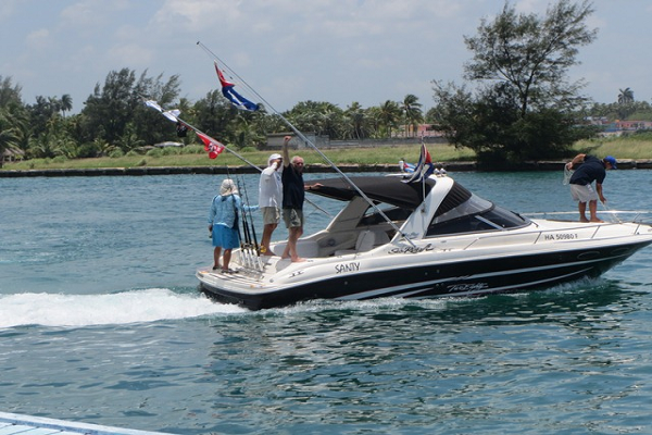 Bote Santy con Antonio Castro