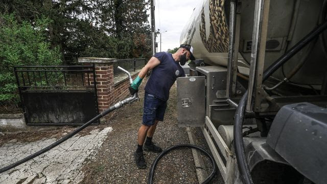 Retraites complémentaires, "chèque fioul", pneus neige... Ce qui change à partir du 1er novembre