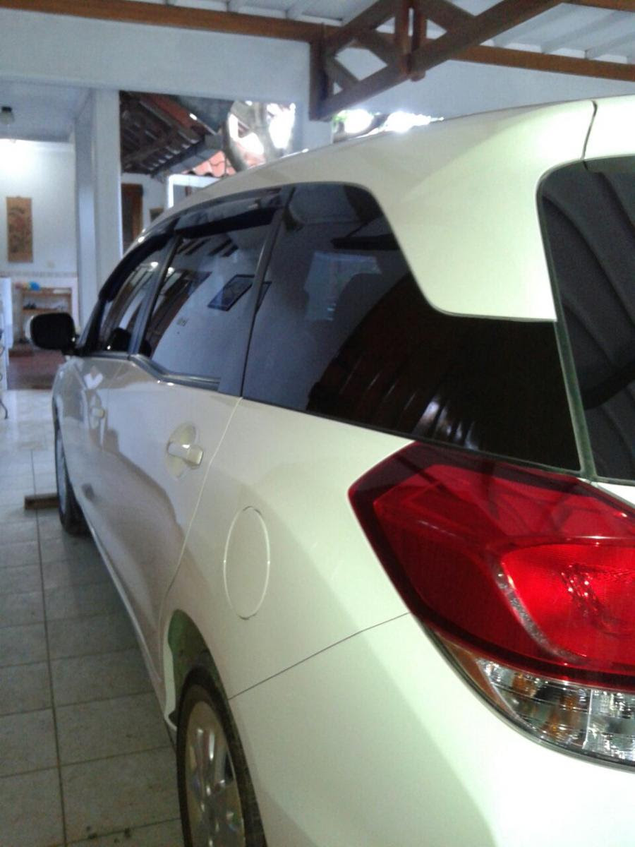 Gambar Mobil Honda Mobilio Warna Putih | Otto Modifikasi