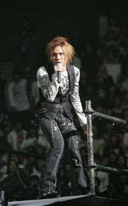 驚くばかり壁紙 アシッドブラックチェリー Yasu 最高の花の画像