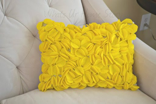O que é Ur Início História: Felt Pillow círculos, como fazer um travesseiro círculo de feltro, travesseiro amarelo