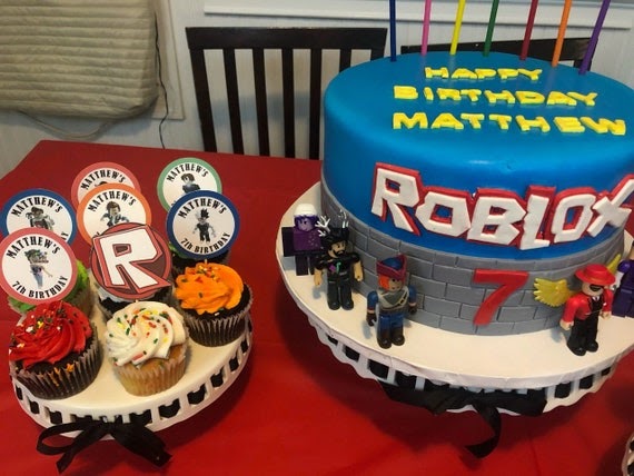 Cake Topper Roblox Roblox Flee The Facility Dimer - roblox custom edible image birthday cake topper ebay