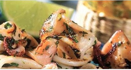 Cucina Corriere.it su Twitter: "Calamari con lime e salsa di papaia, per un pranzo estivo pieno di soddisfazioni al palato:  "