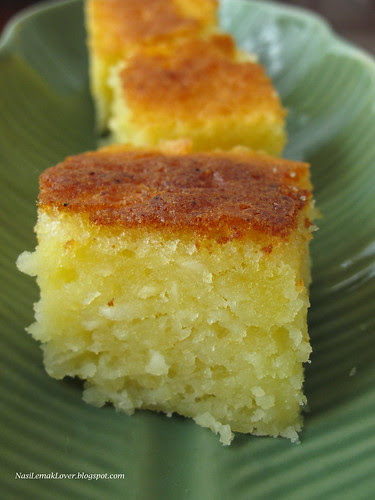 Nasi Lemak Lover: Baked Cassava cake