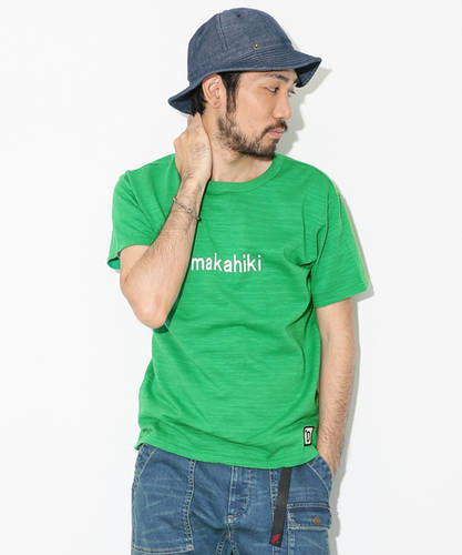 50 グリーン T シャツ コーデ 人気のファッショントレンド