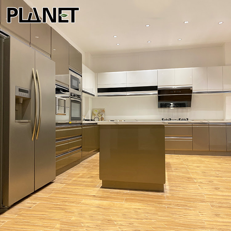 Millwork and hardware are crucial elements, of course, but it's the paint color that can really make or break the look. 2021 New Trend Hot Sale Two Color Cheap White Grey High Gloss Acrylic Melamine Wood Modern Kitchen Cabinet Buy European Modern Custom Make High Gloss Lacquer Kitchen Cabinet White 2pac Kitchen