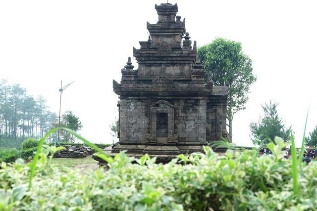 Contoh Descriptive Text Tentang Candi Prambanan - Contoh Drop