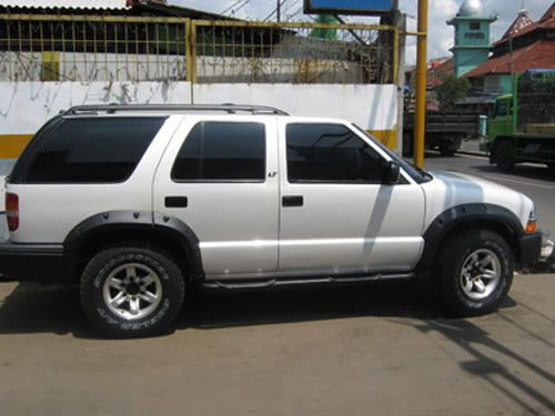service spare part opel chevrolet: Jual opel blazer DOHC  