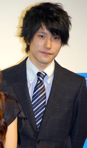 トップ 松山 ケンイチ 髪型 ヘアスタイルのアイデア