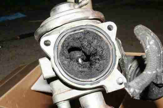 Fault code 01 is a fault with the indoor unit return air thermistor unplug the thermistor from the pcb and check its resistance check against this graph Fault Code 133599 Vw Golf Mk6 Airbag Warning Light Reset Youtube Ecm Delete Tuning For Paccar Engines