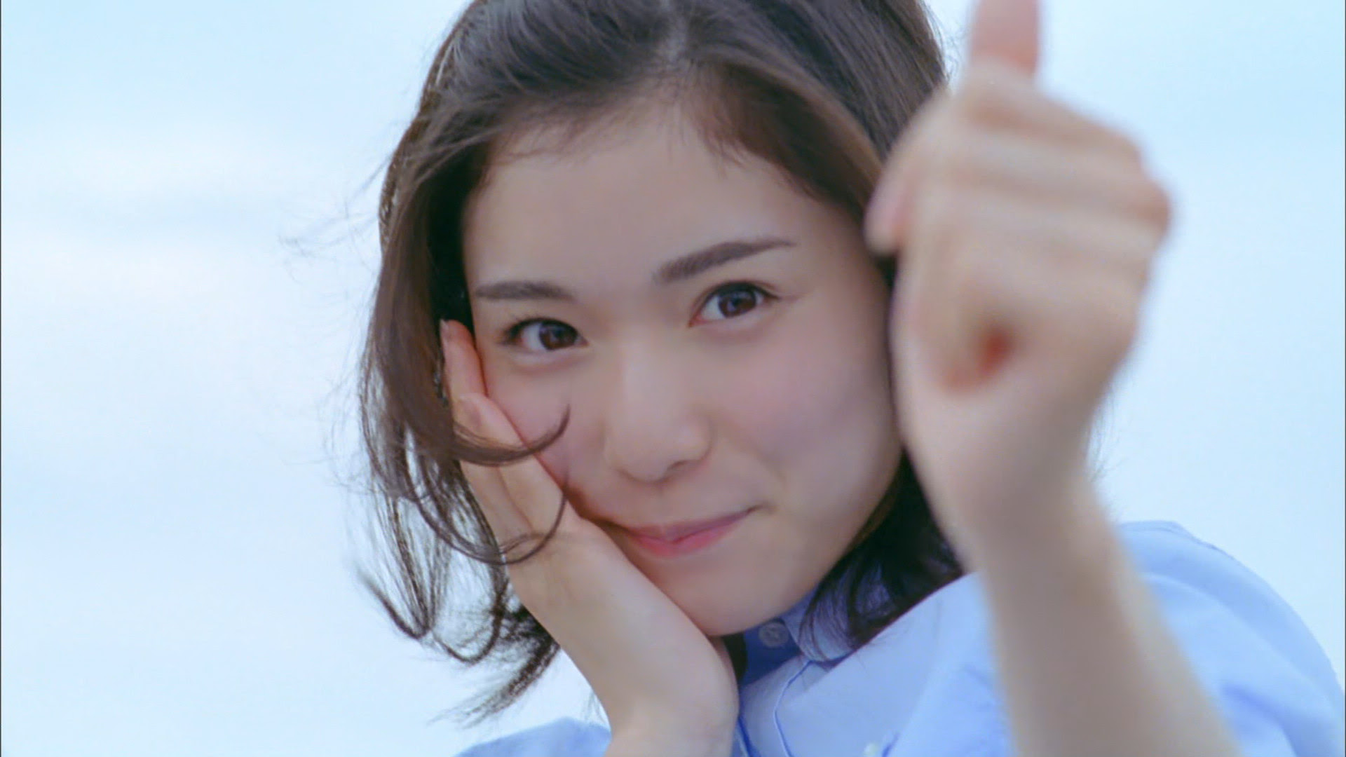 現在 縫う ロイヤリティ 壁紙 松岡 茉優 Donato Jp