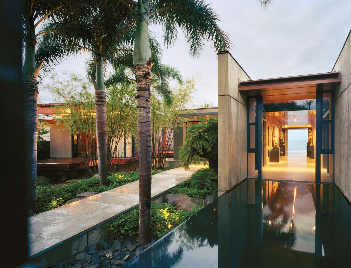 Villa matahari is a 3 bedroom private bali villa that blends modern luxuries with balinese style living. Beautiful Balinese Style House In Hawaii