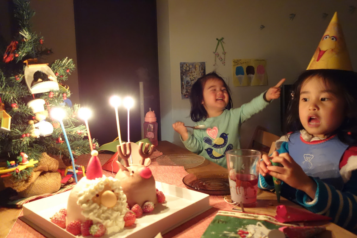 最も気に入った クリスマス 家族 パーティー トップ新しい画像