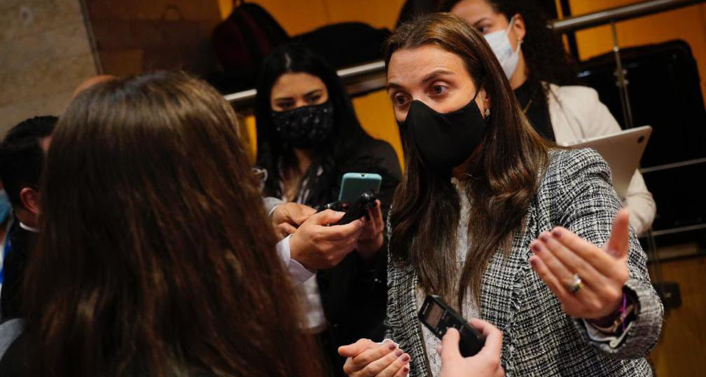 Este esfuerzo requiere un trabajo de unidad que involucre especialmente a nuestros jóvenes, quienes además de necesitar oportunidades l aborales, representan el futuro y el compromiso por lograr un país más. Mintic Realiza Conferencia De Prensa Prensario Zone