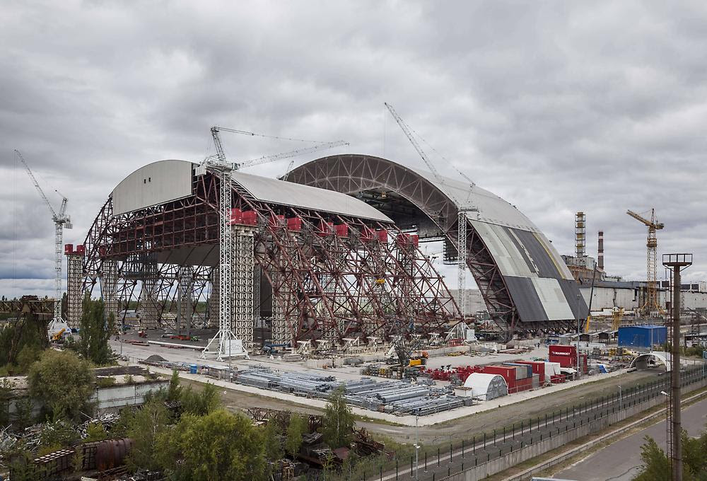 Chernobyl disaster, accident at the chernobyl nuclear power station in the soviet union in 1986, the worst disaster in nuclear power generation history. Edelstahlhulle Fur Tschernobyl Brandt Edelstahldach Gmbh