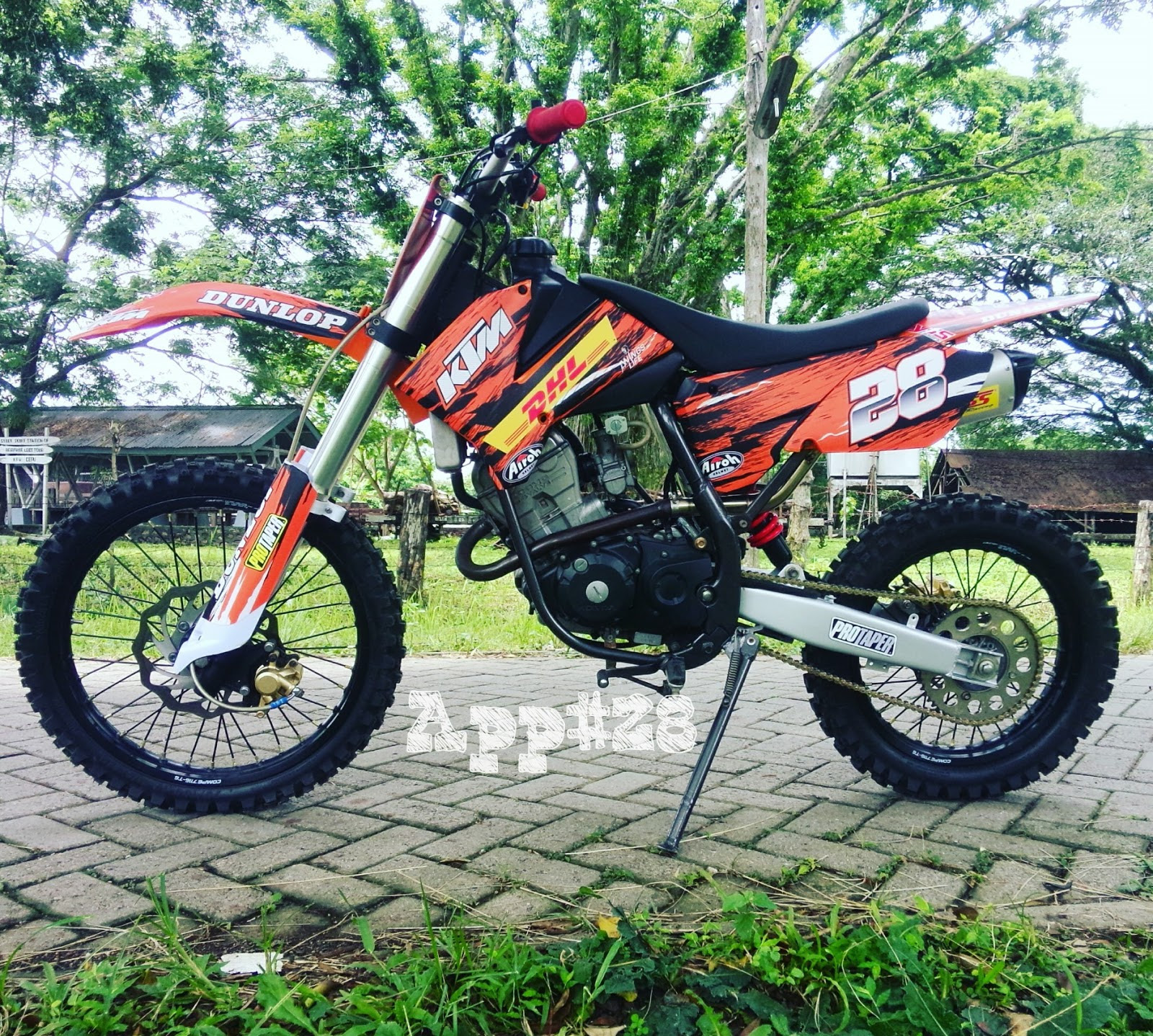 Gambar Modifikasi Motor Trail Terkeren