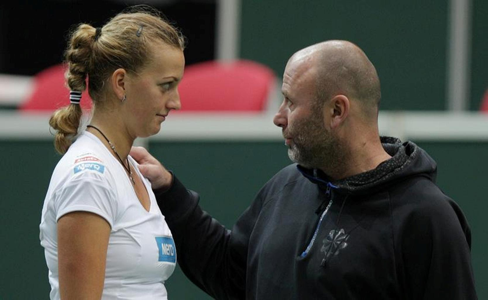 Jun 28, 2021 · z cup začíná tenisový wimbledon. Petra Kvitova Touches Her Coach Tenis Foto 31258883 Fanpop