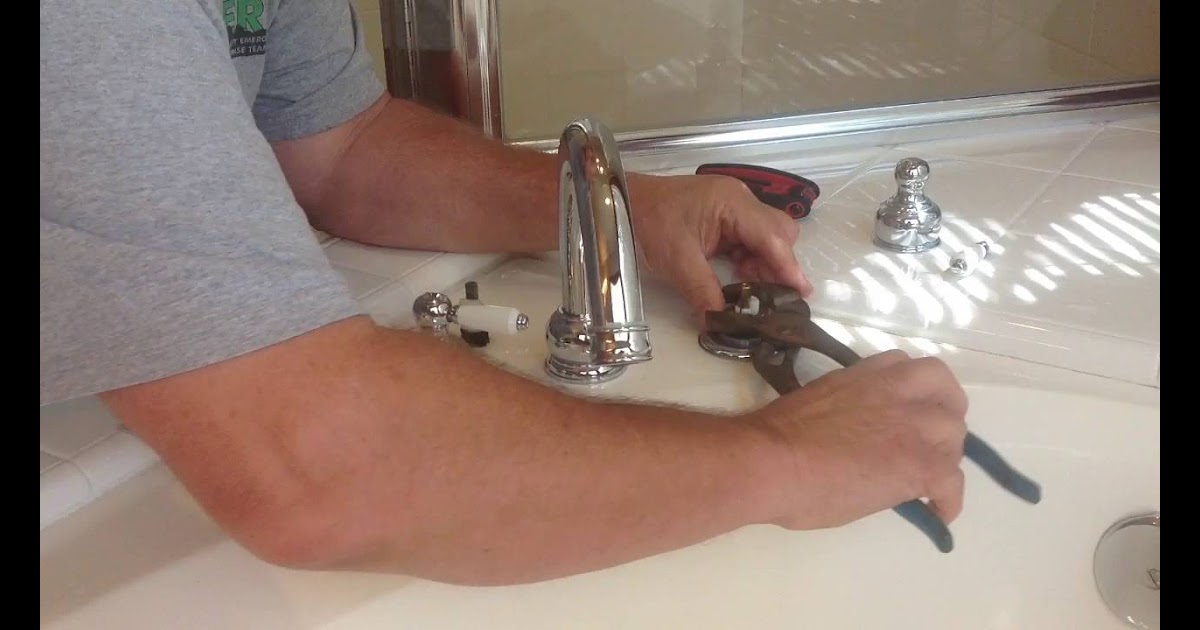 How to change bath tub faucet